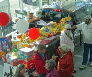 88191-michael_hohl_pets_fundraiser